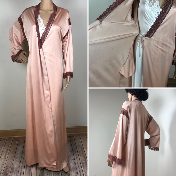Vintage Other - Vintage Rene' 70s Peach Brown Robe Lace Trim 70's